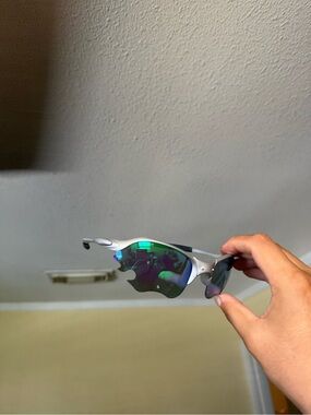 Silver Frame Sunglasses with Green Mirrored Lenses Oakleys